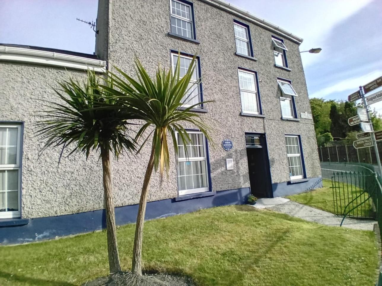 Failte Lodging Kenmare Town Centre ภายนอก รูปภาพ